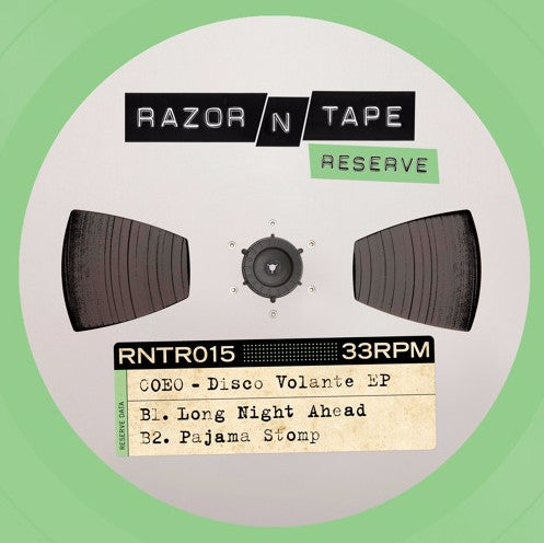 Contraportada del vinilo COEO – Disco Volante EP lanzado por Razor-N-Tape Reserve en formato 12" color verde. Texto impreso: Razor-N-Tape Reserve – Tracklist y créditos.