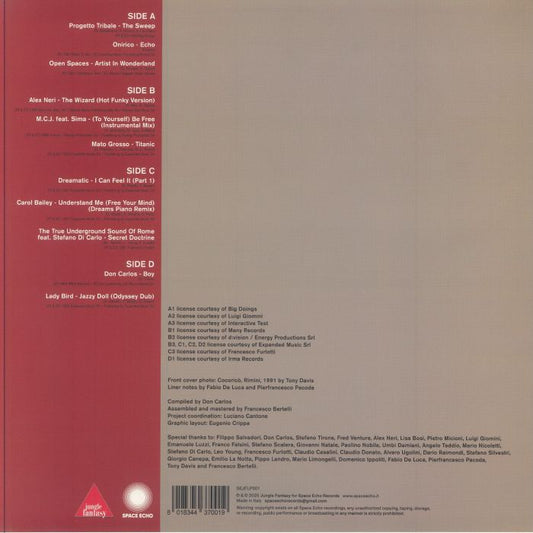Contraportada del vinilo Don Carlos – Echoes Of Italy (Early 90s House Vibes) Vol. 1, edición en formato 2xLP por Space Echo. Incluye listado completo de pistas divididas en lados A, B, C y D, con artistas y títulos correspondientes. Créditos y detalles de licencia impresos en parte inferior.