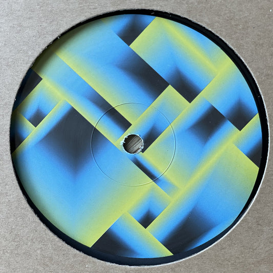 Diseño gráfico geométrico en la etiqueta del lado B del vinilo Franck Roger – Deep Squares EP en 12" por Seasons Limited.