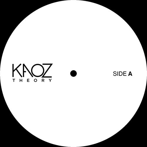 Etiqueta central del vinilo Kerri Chandler Feat. Rev F. L. Brown – Prayer lado A, con diseño minimalista blanco y negro del sello Kaoz Theory y tipografía limpia.