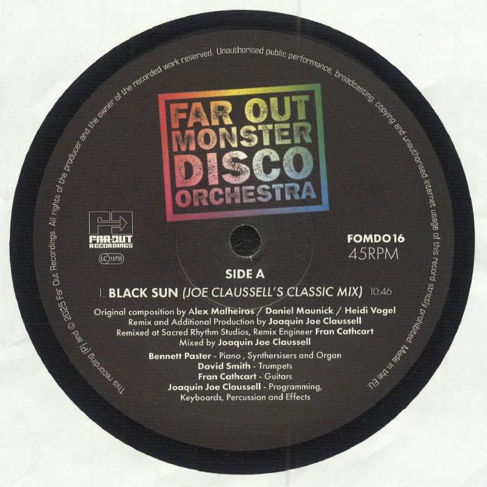 Portada delantera del vinilo de Far Out Monster Disco Orchestra – Black Sun, editado por Far Out Recordings. Incluye el remix clásico de Joe Claussell.