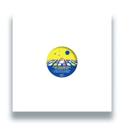 Portada del vinilo Franck Roger – Earthrumental Classics 001 en funda blanca con orificio central que deja ver la etiqueta del lado A con arte gráfico vibrante y nombres de las pistas.