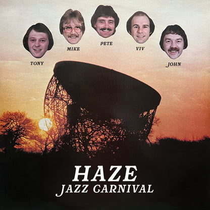 Portada del vinilo Haze – Jazz Carnival con ilustración al atardecer y fotos de los miembros, reedición Panorama 7", 45 RPM.