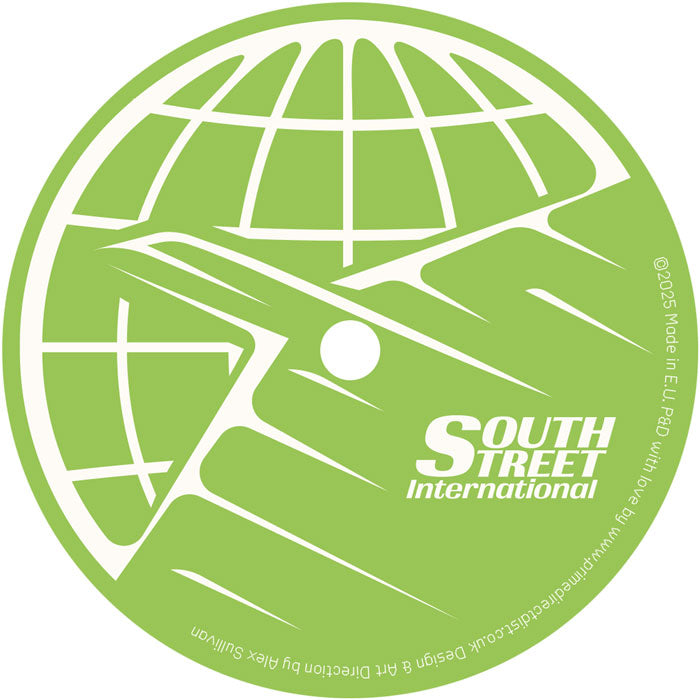 Etiqueta central del lado B del vinilo Letta Mbulu – Nomalizo / Kilimanjaro Take Us Higher (12") con logo de South Street International en estilo retro y gráfico de avión sobre un globo.