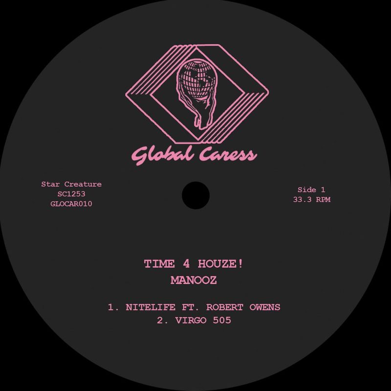Portada del vinilo ManooZ – Time 4 Houze! con etiqueta negra, logotipo rosa de Global Caress y títulos del lado A.