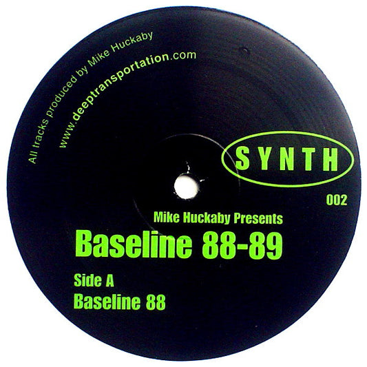 Portada delantera del vinilo Mike Huckaby – Baseline 88-89 (12", S Y N T H). El vinilo presenta "Baseline 88" en el lado A.
