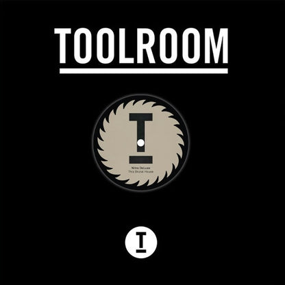 Portada del vinilo Nitro Deluxe / Mark Knight – This Brutal House, con logo Toolroom blanco sobre fondo negro.