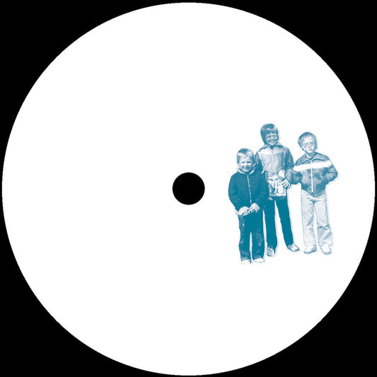 Etiqueta central del lado B del vinilo Pete Blaker – Pete Blaker Edits, muestra una imagen en azul de tres niños sobre fondo blanco, sin texto visible ni créditos adicionales.