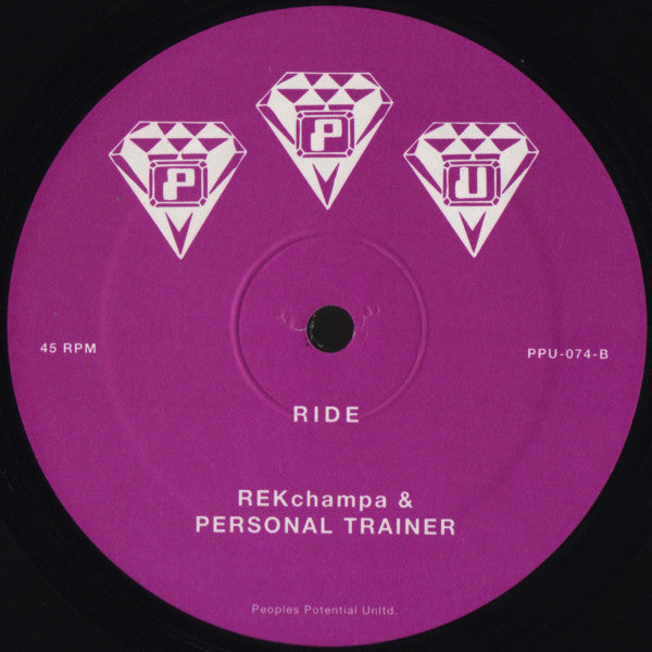 Contraportada del vinilo "Fried Chicken Skin" de REKchampa en 12", editado por Peoples Potential Unlimited. Incluye lista de canciones y créditos.