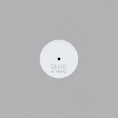 Portada trasera del vinilo Rhye – The Fall Maurice Fulton Remix, lanzado por Be With Records en formato 12", reedición. Texto impreso: B1. THE FALL.