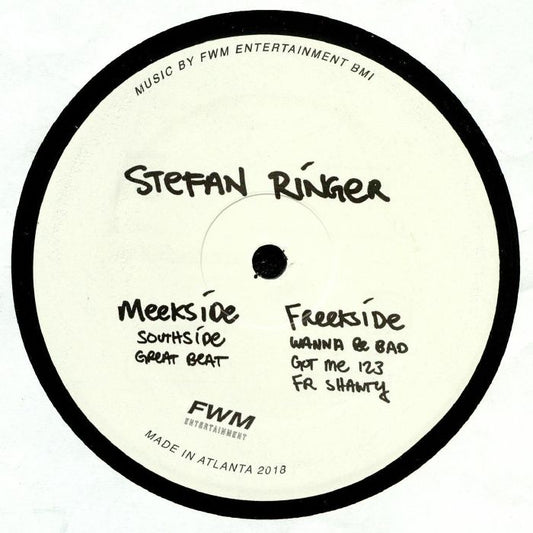 Portada delantera del vinilo Stefan Ringer – Meekside Freekside de FWM Entertainment. Incluye el listado de temas por lado, créditos y sello. Música por FWM Entertainment BMI. Hecho en Atlanta 2018.