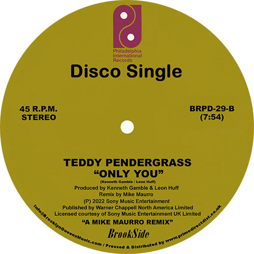 Etiqueta central del vinilo Teddy Pendergrass – Close The Door / Only You (The Mike Maurro Remixes), lado B de 12" reedición Brookside. Fondo dorado con texto negro y logo clásico de Philadelphia International Records. Muestra la pista “Only You”, duración 7:54, catálogo BRPD-29-B y créditos de remix a Mike Maurro.