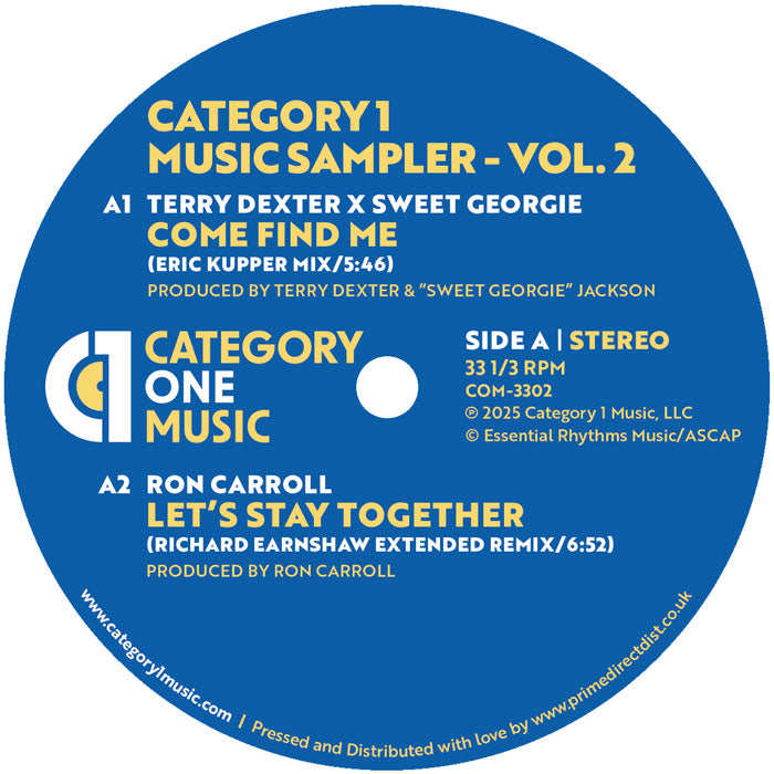 Etiqueta central del vinilo Varios Artistas – Category1 Music Sampler - Vol. 2 (12", Sampler) del sello Category1 Music, lado A, con temas de Terry Dexter x Sweet Georgie y Ron Carroll, créditos y catálogo COM-3302 en diseño azul y dorado.