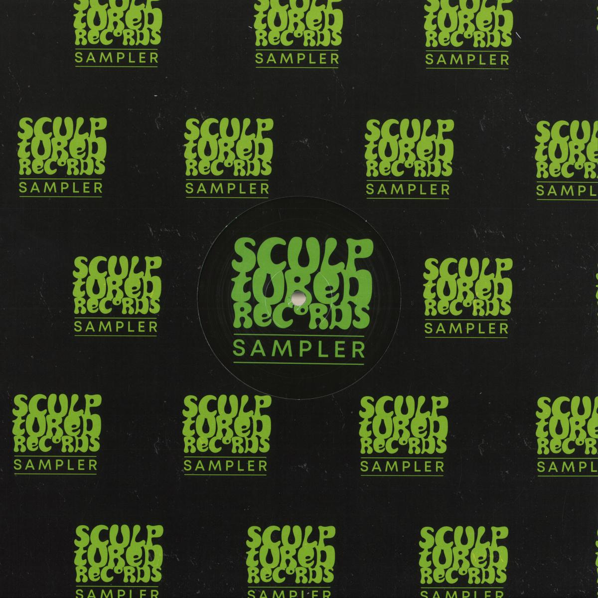 Contraportada del vinilo 12" Varios Artistas – Sculptured Records Sampler Vol. 2 con arte minimal y logo verde de Sculptured Records.