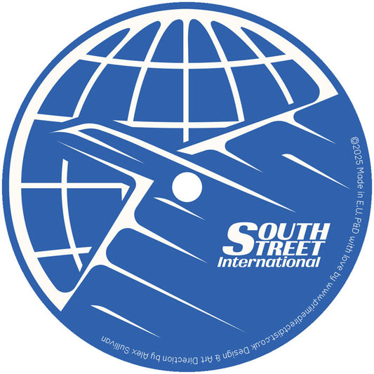 Etiqueta vinilo lado B con logo South Street International en azul, arte circular limpio de Vick Lavender Feat. P.Jehrico – The L.O.V.E. Song From Chicago To New York.