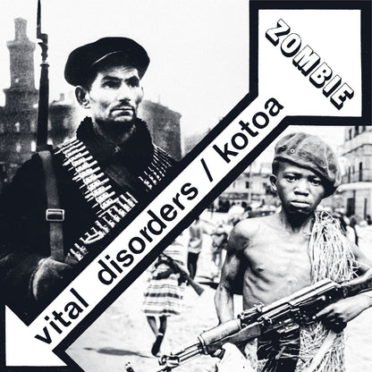 Portada del vinilo Vital Disorders & Kotoa – Zombie con su arte en blanco y negro mostrando escenas bélicas y el diseño gráfico en flecha del sello Wah Wah 45s en este 7 pulgadas a 45 RPM.